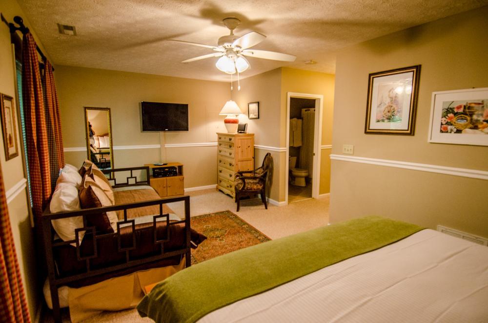 Asheville Cabins Of Willow Winds Esterno foto