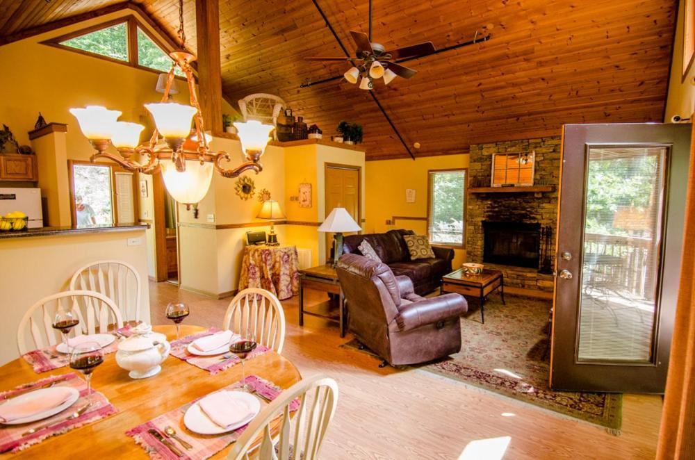 Asheville Cabins Of Willow Winds Esterno foto